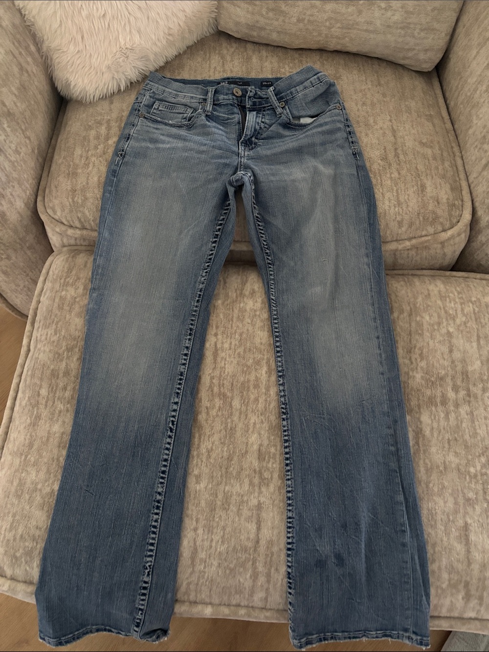 BKE Men's Medium Blue Straight Jeans